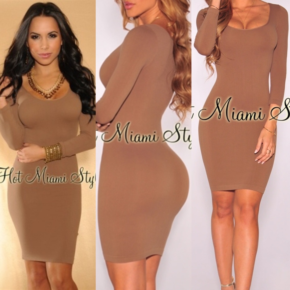 Mocha Round Neck Seamless 3/4 Sleeves Dress